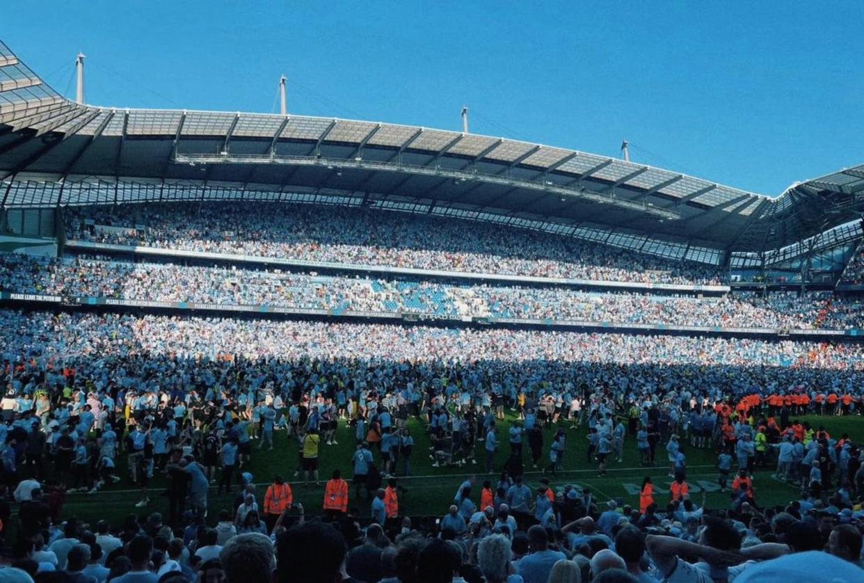 南宫在线-曼城发布备战花絮，关键时刻外线爆发，法国杯任务艰巨，更衣室氛围转暖(曼城vs女王公园巡游者回看)